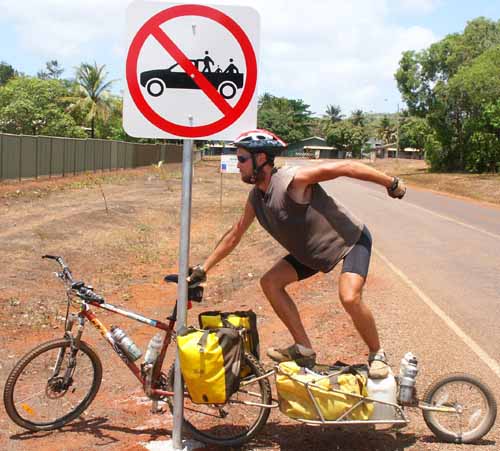 Dan, Bamaga (no car surfing)